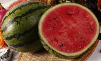 纳凉人吃瓜视频,夏日清凉一夏