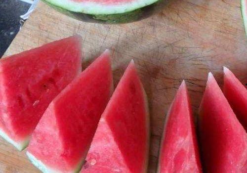 吃瓜撒盐瓜会更甜吗,吃瓜撒盐,瓜果更甜的秘密