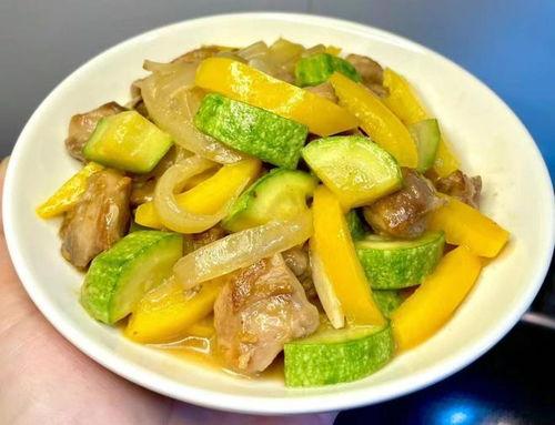 吃鸡瓜长肉么,吃鸡瓜真的会长肉吗?揭秘瓜类食物的减肥真相